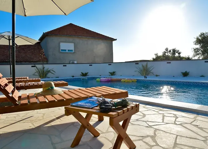 Navita Augustinus With Pool *