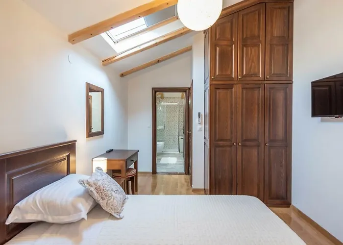 Navita Augustinus With Pool *