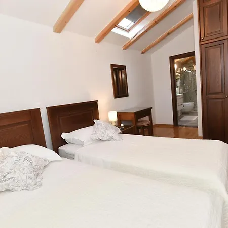 Navita Augustinus With Pool Debeljak