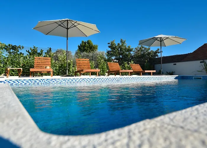 Ferienhaus Navita Augustinus With Pool Debeljak